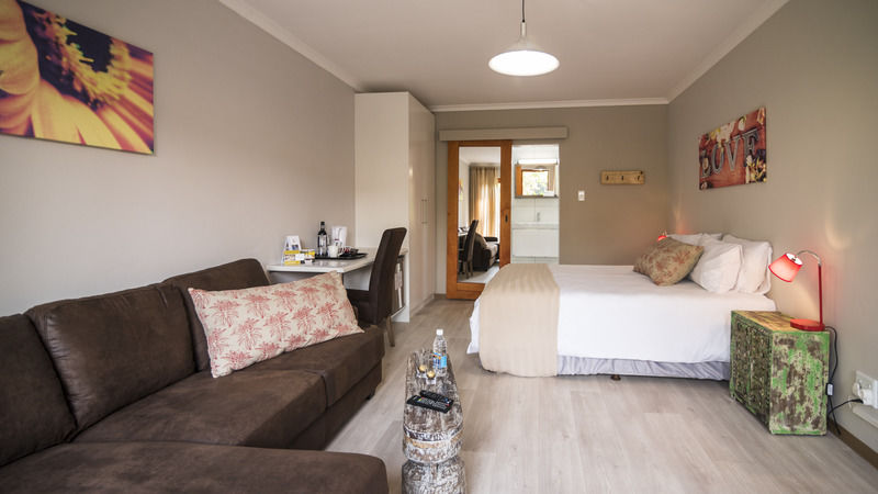 Organic Stay Guesthouse Swakopmund Exteriör bild